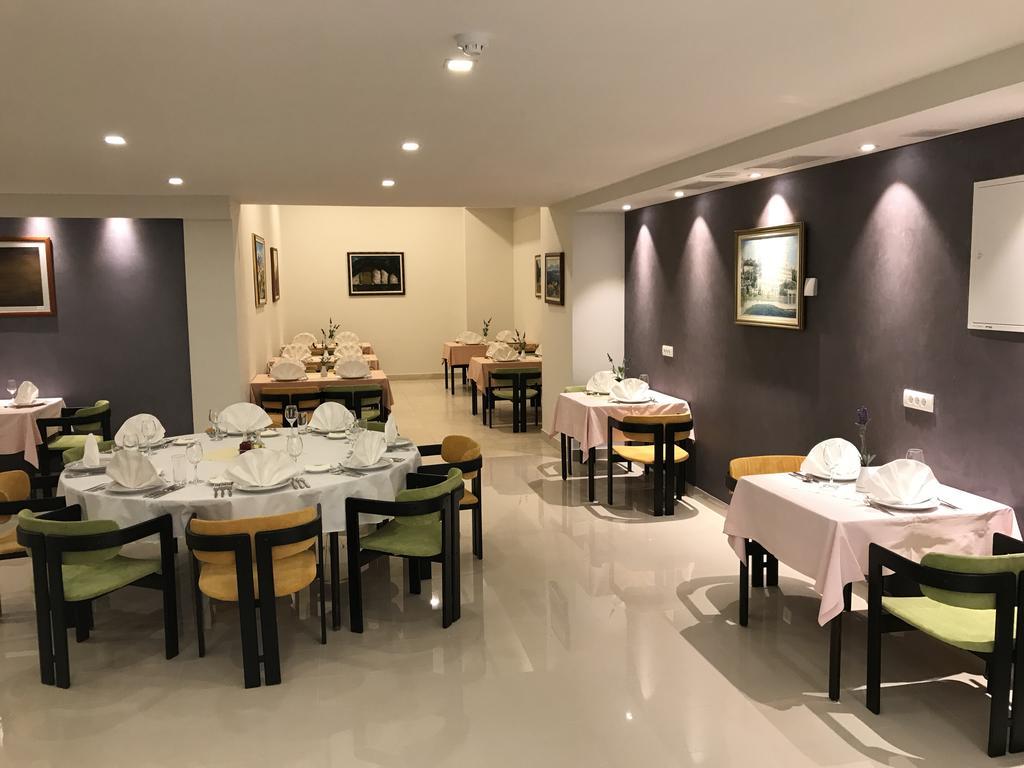 Sunce Hotel